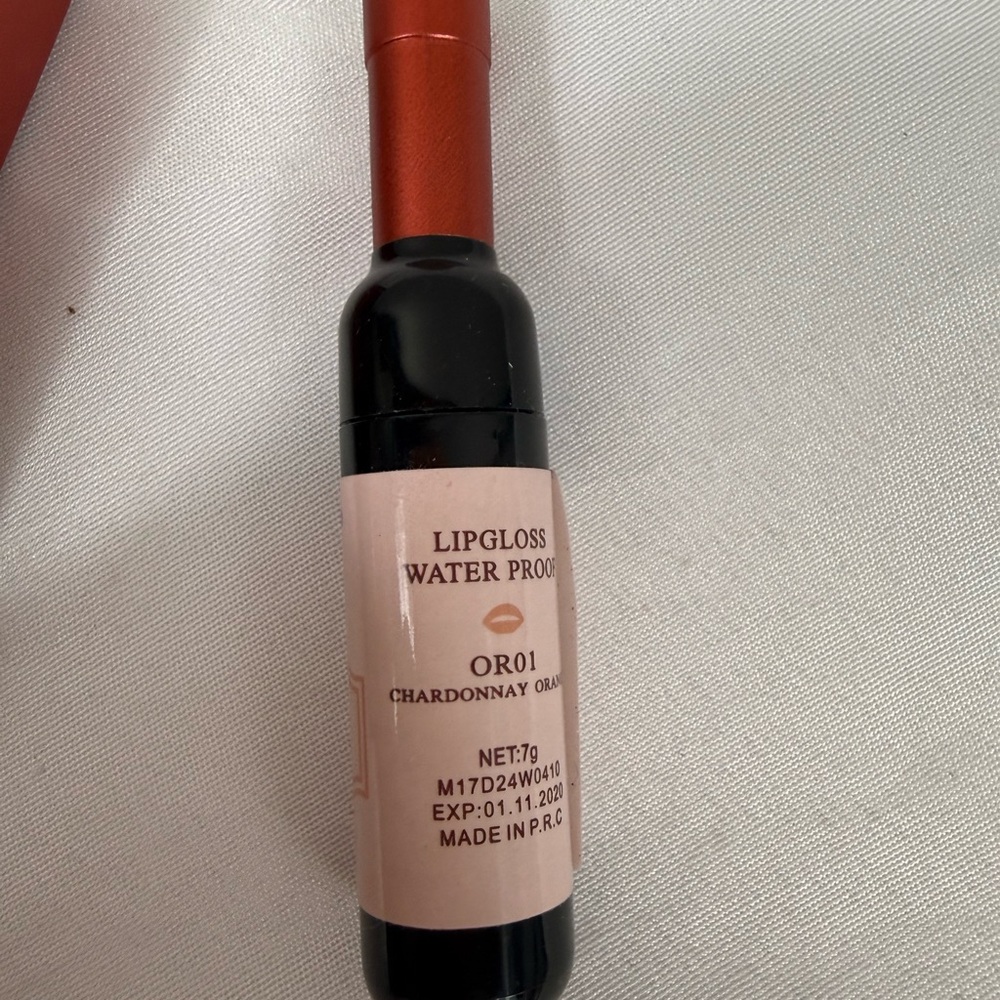 Wine Lip Tint - Chardonnay Orange - Picture 4 of 7